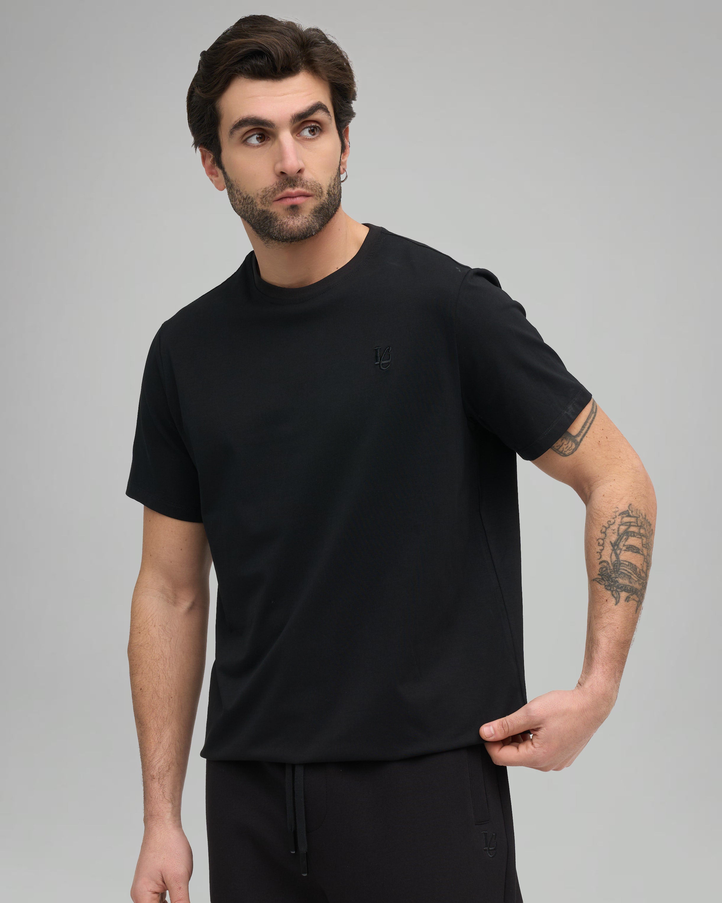 T-Shirt Regular - Black