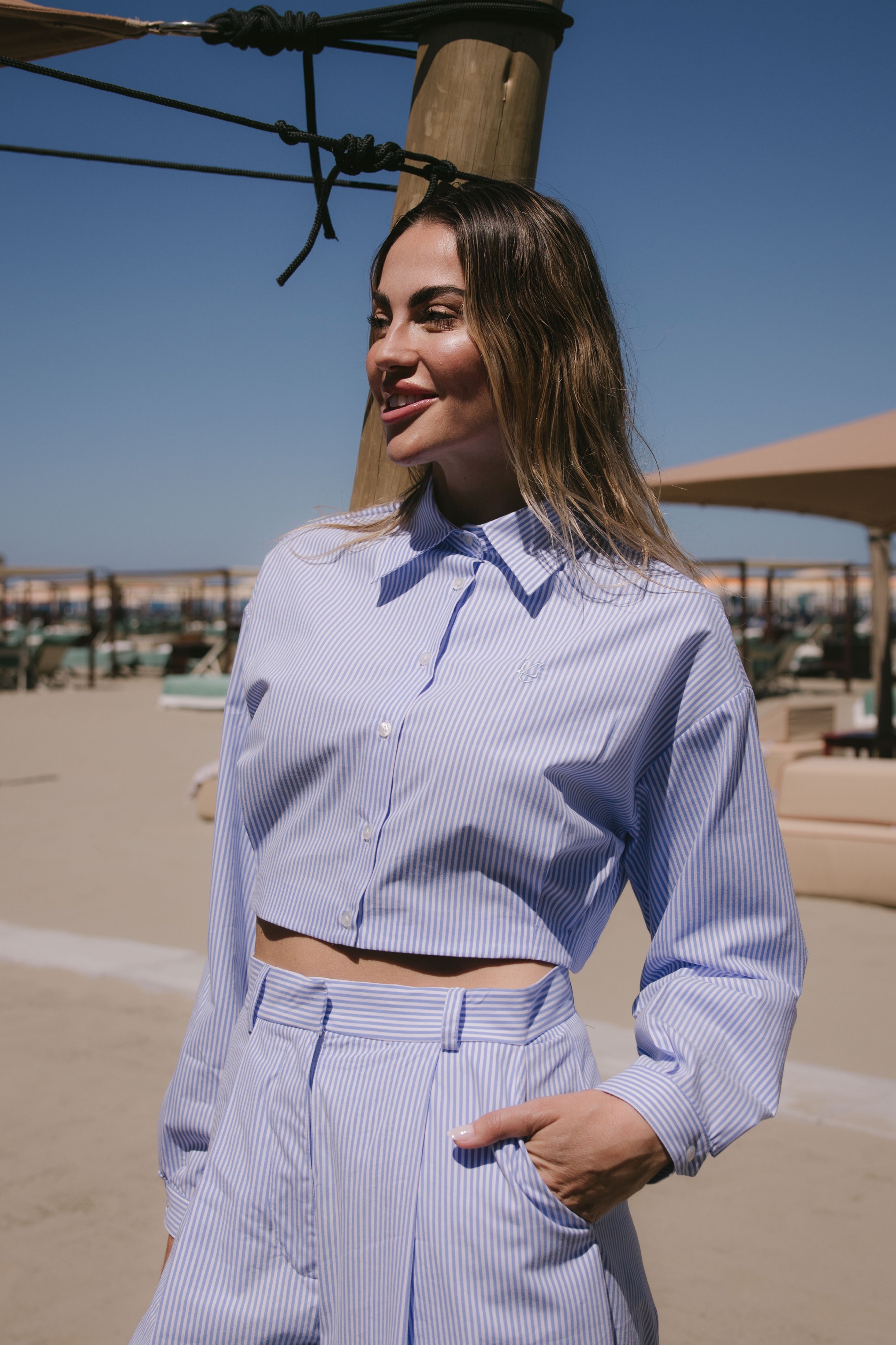 CAMICIA CROP RIGATA CELESTE