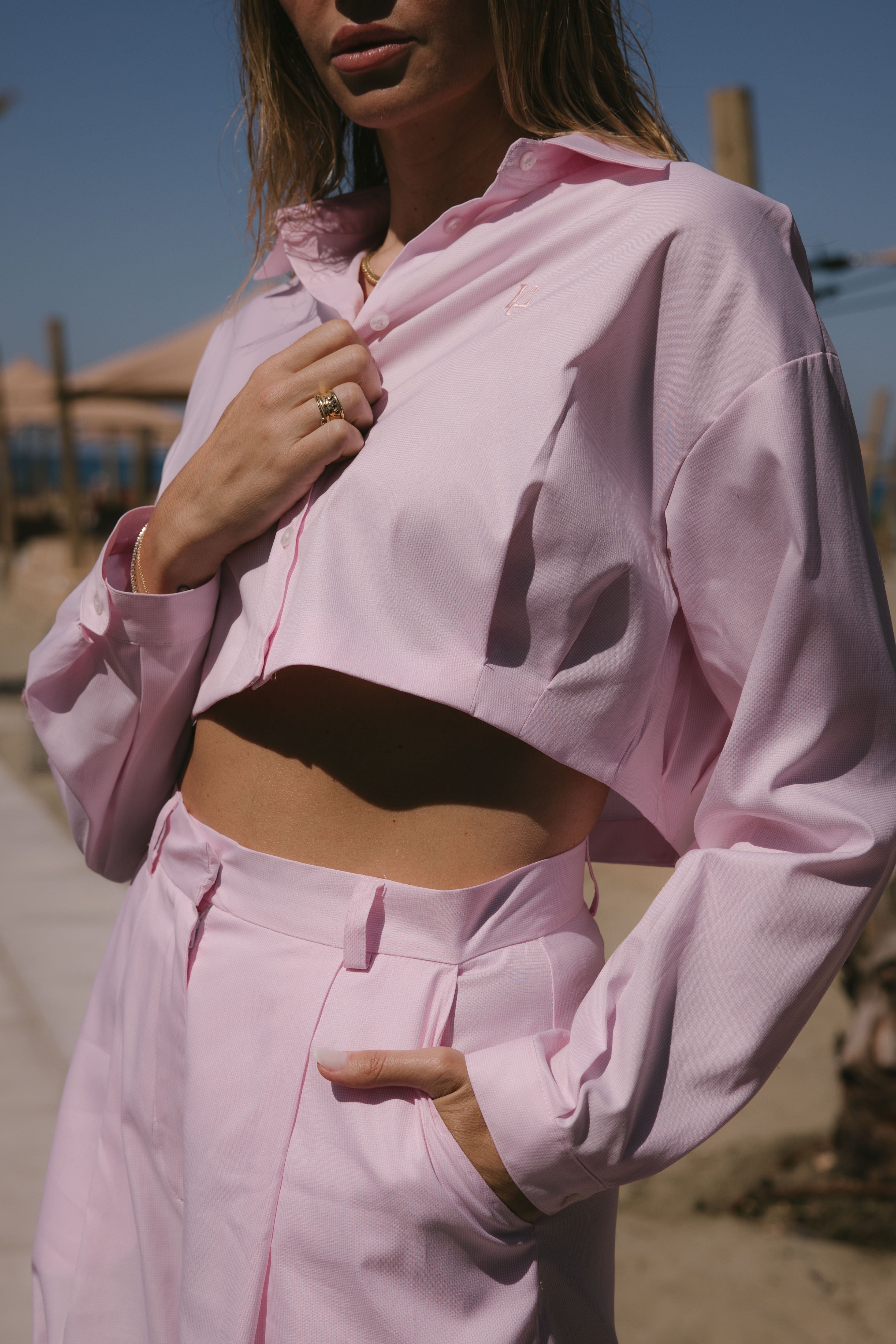 CAMICIA CROP ROSA
